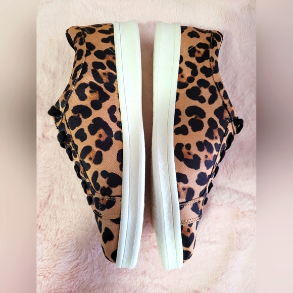 Cheetah Print Rampage Sneakers - Picture 2 of 4